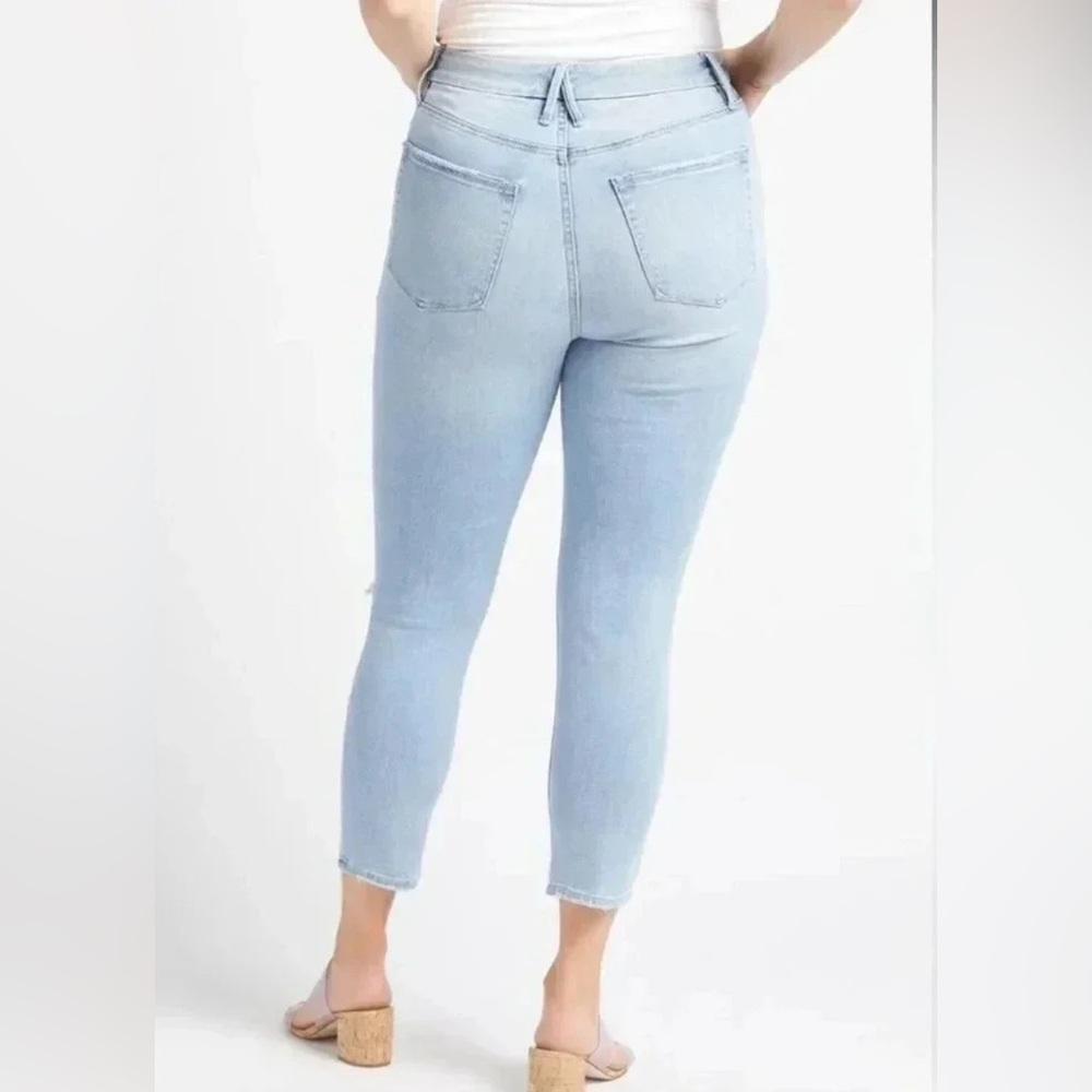 NWT Good American Good Waist Crop Distressed Denim Jeans - Picture 2 of 10